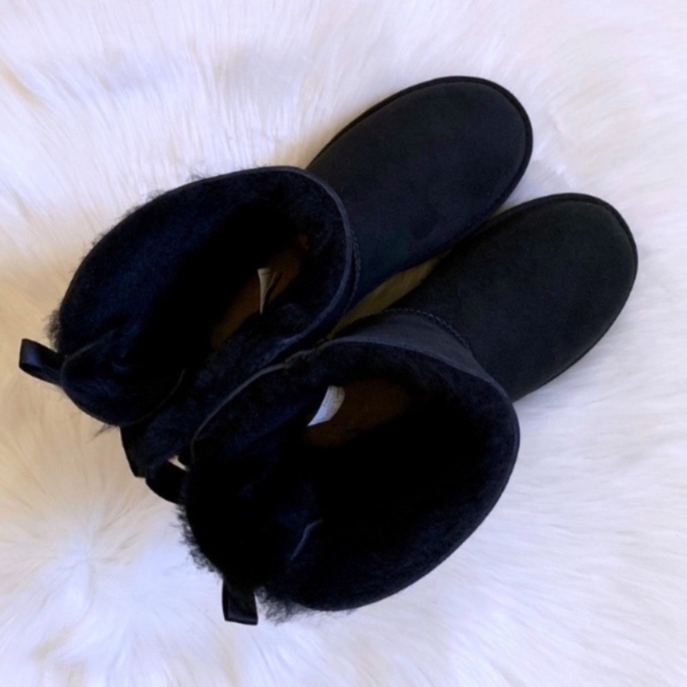 UGG Black Bailey Bow II Boots - Picture 5 of 8
